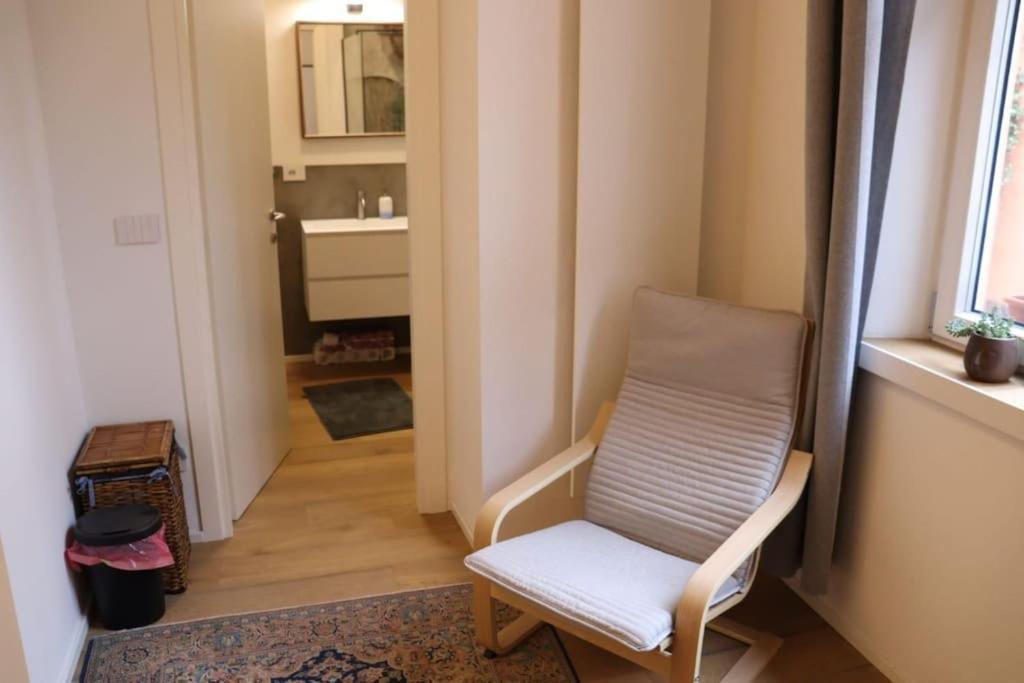 Little Apartment Over The Canal Bologna Exterior foto